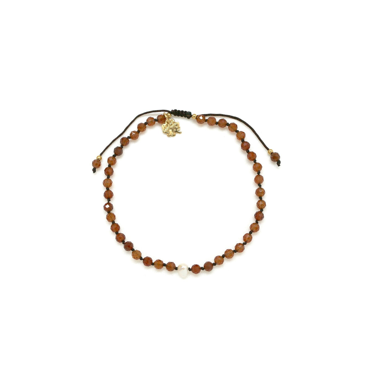 Adjustable garnet bracelet with water pearl